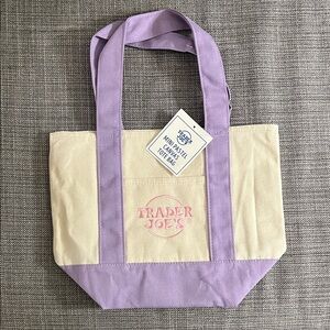 Trader Joe’s Purple and Cream Tote Bag spring edition NWT